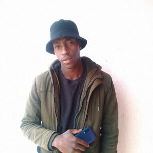 ดาวน์โหลดและฟังเพลง Madlamini พร้อมเนื้อเพลงจาก DÈÈ YØÛÑG SØÙL