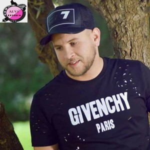 收聽Kader Sghir的Ghabnatni Ha Saha歌詞歌曲