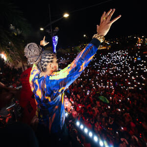 default playlist img