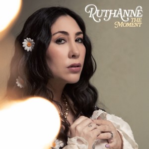 ดาวน์โหลดและฟังเพลง The Vow (Duet) พร้อมเนื้อเพลงจาก Ruthanne