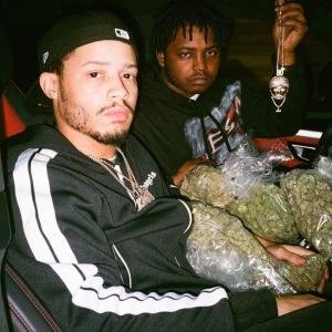 ดาวน์โหลดและฟังเพลง Brothers Only (Explicit) พร้อมเนื้อเพลงจาก Inmyfeelingz