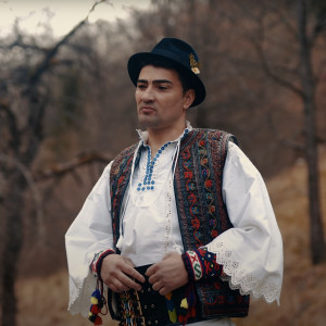 Listen to Spune-Mi Maiculita-Mi Spune song with lyrics from Deti Iuga