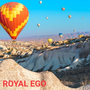 Dengarkan Trapping lagu dari Royal Ego dengan lirik