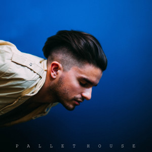 ดาวน์โหลดและฟังเพลง Guardian พร้อมเนื้อเพลงจาก Pallet House