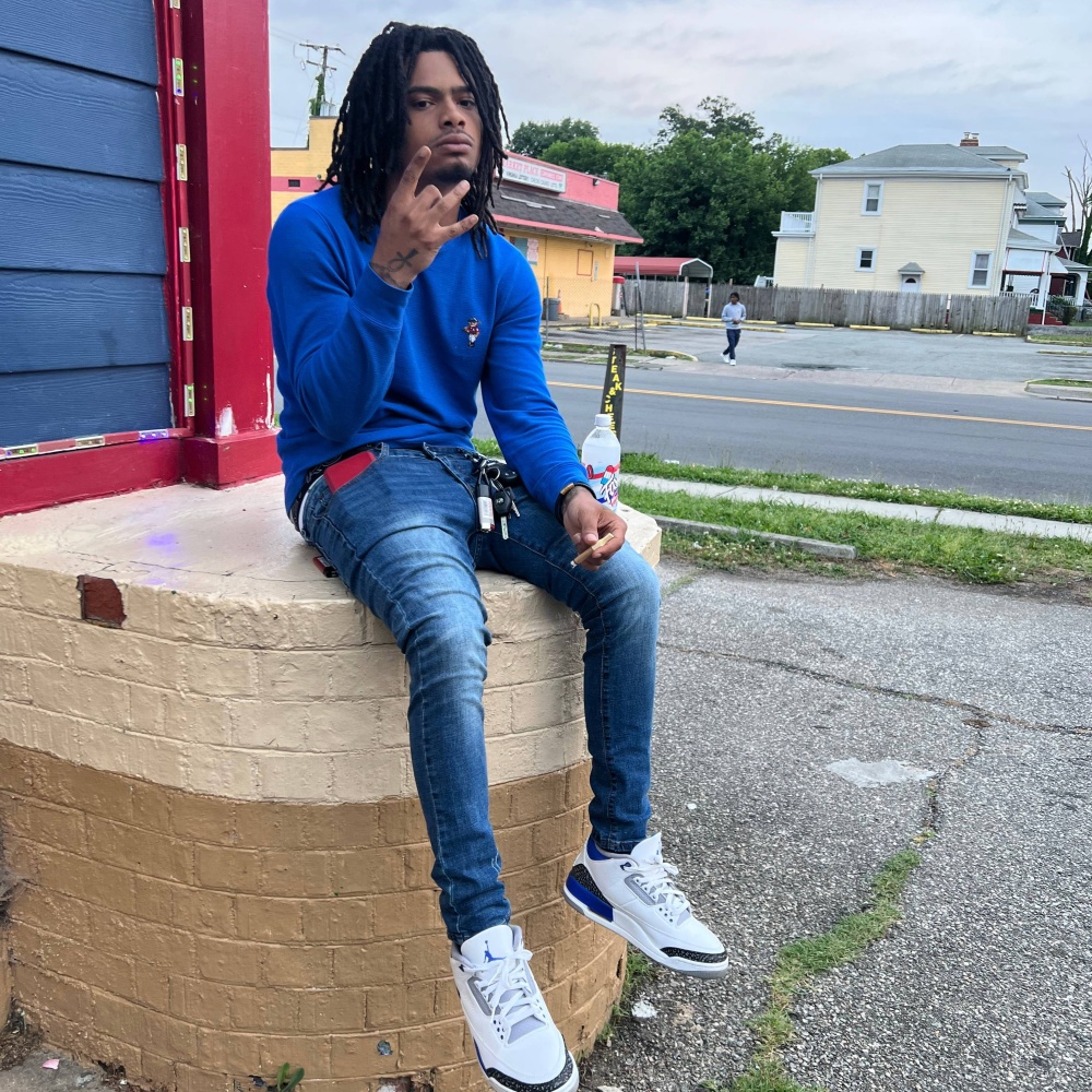 Yeah unfinished (feat. Red pesos) (Explicit)