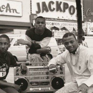 default playlist img