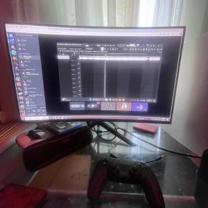 default playlist img