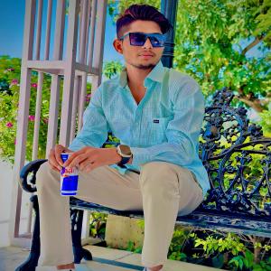 收聽Meenawati King的Dushman Hawa Me Udbo Chhod De (feat. Manraj Barh & Kalu Ram Devta)歌詞歌曲