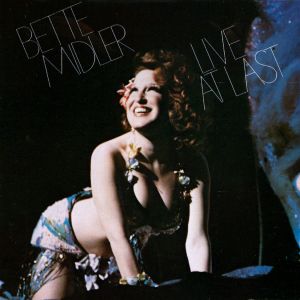 ดาวน์โหลดและฟังเพลง Friends / Oh My My (Live) พร้อมเนื้อเพลงจาก Bette Midler