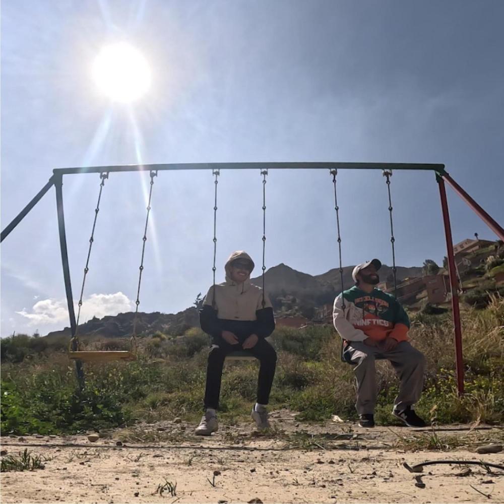 Un beso desde el escenario (feat. Mayor Mermelada)