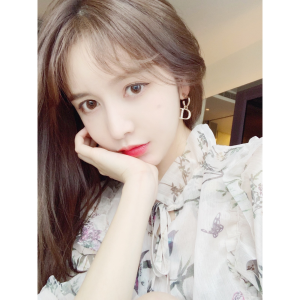 Album Only Girl from 心兮