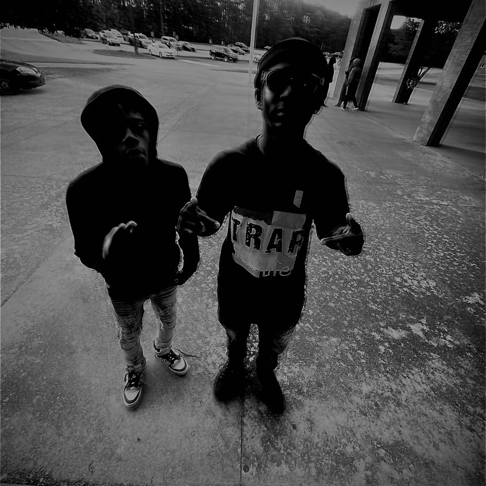 Freaky bitch (feat. Lil sb) (Explicit)