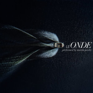 ดาวน์โหลดและฟังเพลง Le Onde พร้อมเนื้อเพลงจาก Martin Jacoby