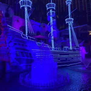 收聽xofilo的luminous night (Explicit)歌詞歌曲