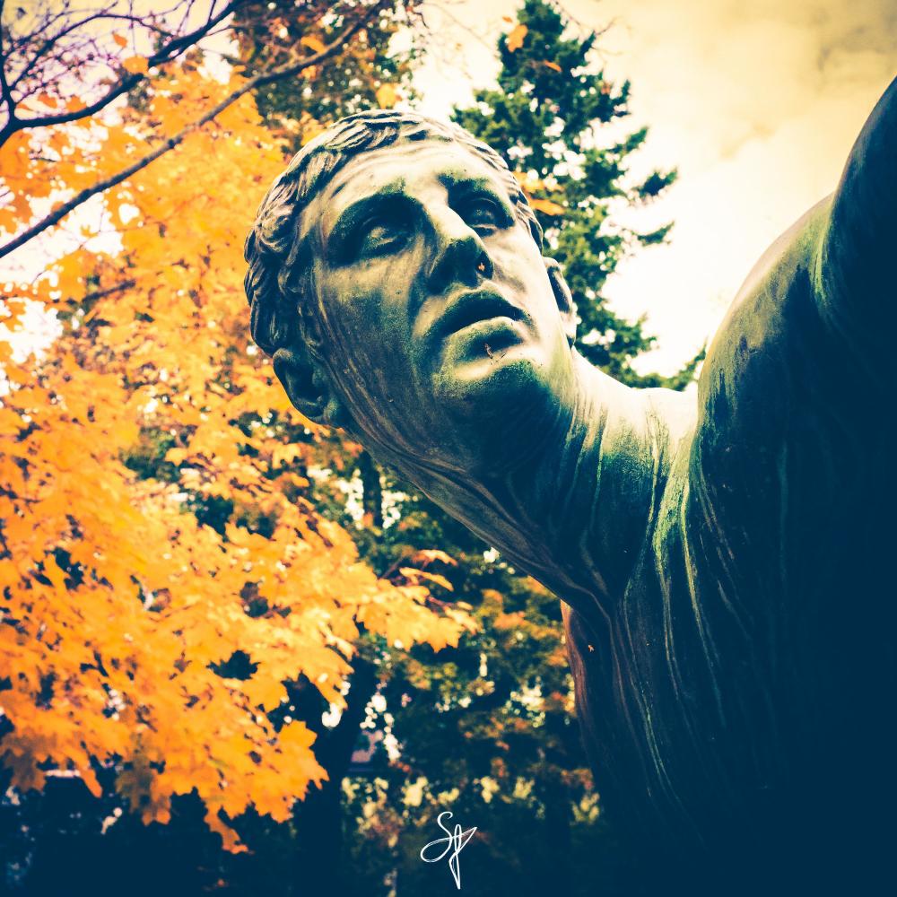 Waltz for Autumn (feat. Madil Hardis)