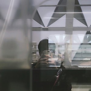 收聽李宗錦（鬆緊先生）的你走 (Demo)歌詞歌曲