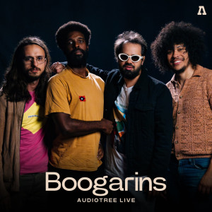 收聽Boogarins的Amor De Indie (Audiotree Live Version)歌詞歌曲