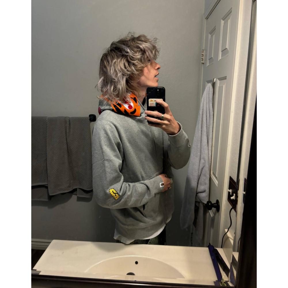 been a min (Explicit)