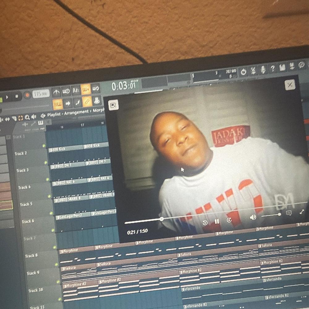 smack dvd freestyle flip (kiss) (Explicit)