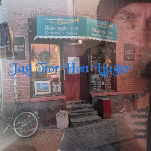 ดาวน์โหลดและฟังเพลง Jag tror hon ljuger (Demo) พร้อมเนื้อเพลงจาก Lemony