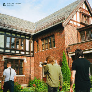 Dengarkan Sinaia (Far Out Version) lagu dari Russian Circles dengan lirik