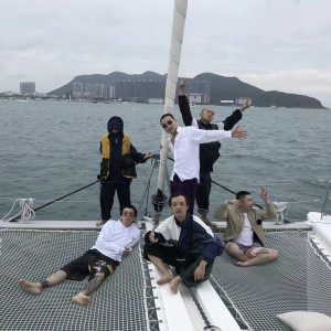 Album D-Day from 龙胆紫
