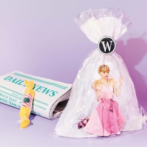 ดาวน์โหลดและฟังเพลง Wonderland พร้อมเนื้อเพลงจาก Dream Ami
