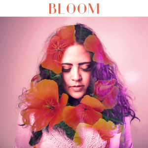 ดาวน์โหลดและฟังเพลง Bloom พร้อมเนื้อเพลงจาก Kristen Castro