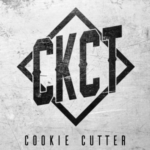 ดาวน์โหลดและฟังเพลง จุดหมายก่อนตาย พร้อมเนื้อเพลงจาก Cookie Cutter