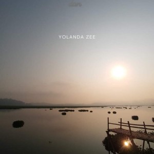 Listen to Dj Kulit Kelir Konéng Cangkang Cau song with lyrics from Yolanda Zee