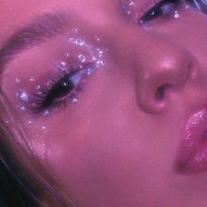 Dengarkan lagu heaven and back - sped up nyanyian bbygirl dengan lirik