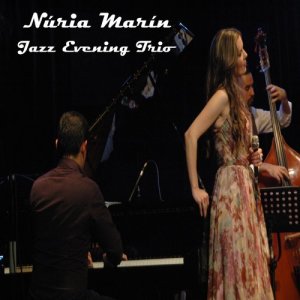 收聽Núria Marín的Aint no sunshine歌詞歌曲