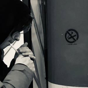 Dengarkan Hash (Explicit) lagu dari Huqer dengan lirik