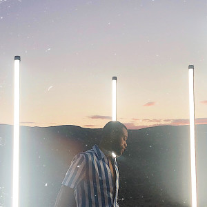 Dengarkan lagu Serious nyanyian TONYB. dengan lirik