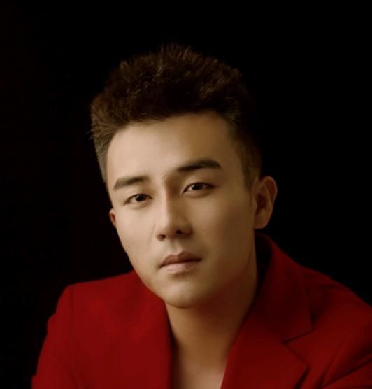 杨浚尧