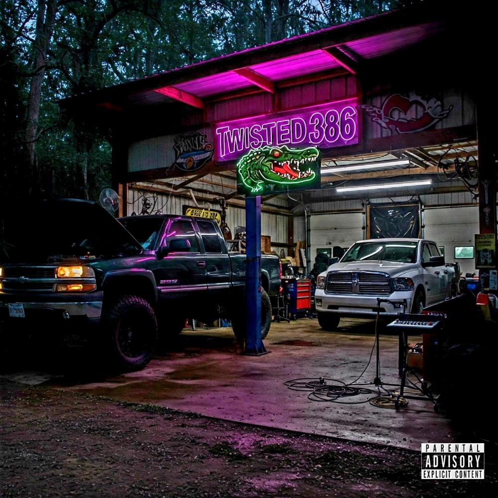 Country Lovin (feat. Lyrikul) (Explicit)