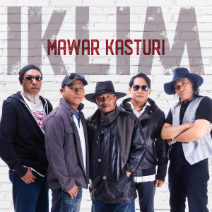 Dengarkan lagu Mawar Kasturi nyanyian Iklim dengan lirik