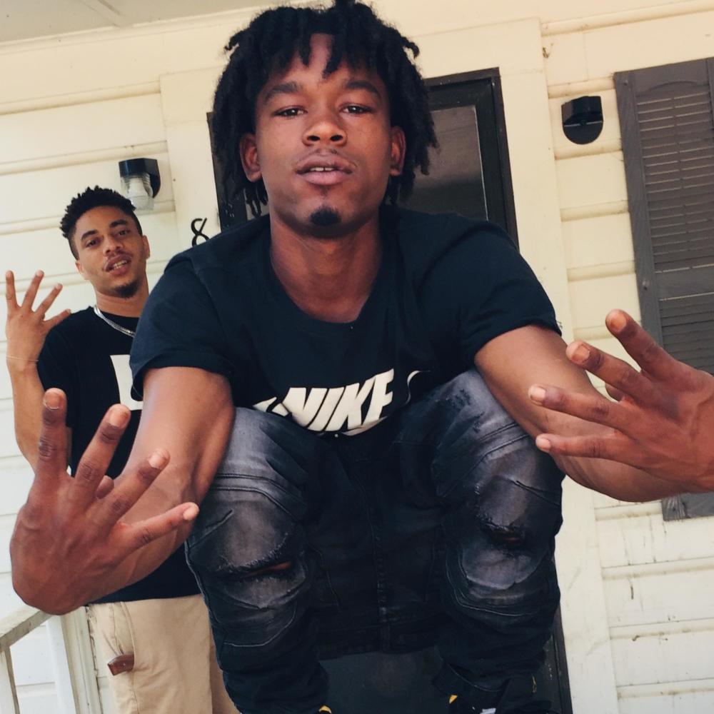 Giannis (feat. Glo) (Explicit)
