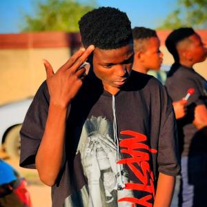 Listen to **** love (feat. ElloPrince) song with lyrics from Lil Brayn