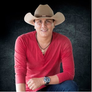 Listen to La Esmeralda song with lyrics from Daniel Gualdrón