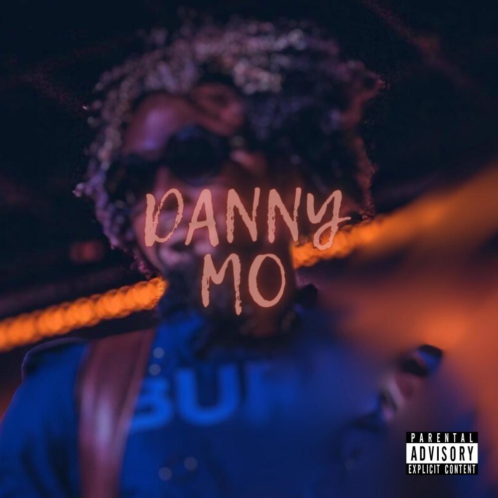 FREESTYLE (feat. OWE SNEAKS) (Explicit)