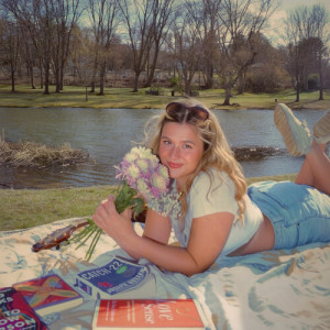 Listen to Love You Like song with lyrics from Lilly Bedard