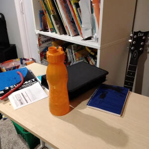 default playlist img