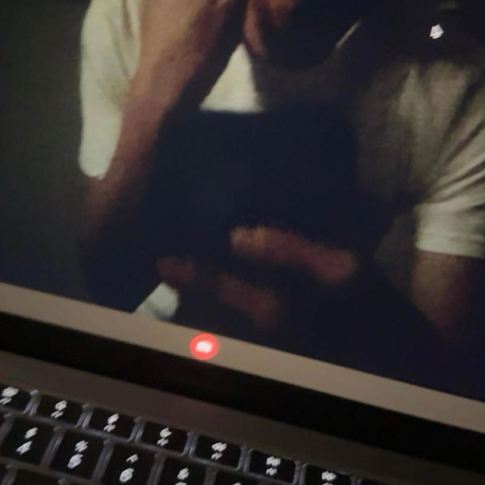 snowing (Explicit)