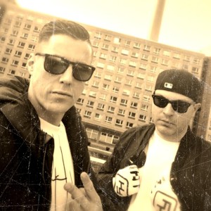 ดาวน์โหลดและฟังเพลง Reißbrett (feat. Atier) (Explicit) พร้อมเนื้อเพลงจาก FSE-Syze