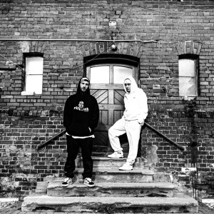 ดาวน์โหลดและฟังเพลง 21XI (Explicit) พร้อมเนื้อเพลงจาก Mada