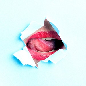 Listen to Extraño El Sabor De Tu Boca (Explicit) song with lyrics from Dante Pérez