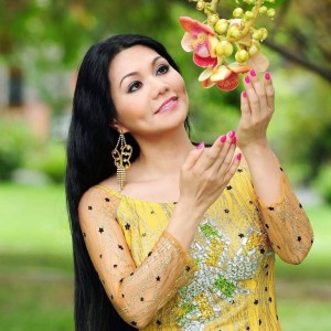 ดาวน์โหลดและฟังเพลง Bài Ca Niệm Phật พร้อมเนื้อเพลงจาก Ngoc Huyen
