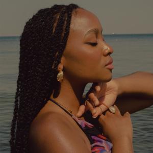 ดาวน์โหลดและฟังเพลง Beautiful Day (feat. LONGLIVEAPOLLO) พร้อมเนื้อเพลงจาก Chelsea Alphy