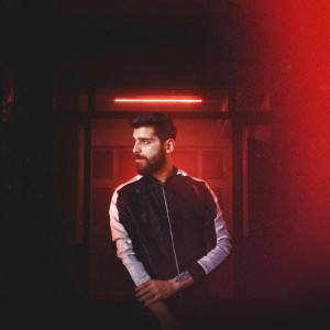 Listen to سالوني مالك song with lyrics from احمد مشعل